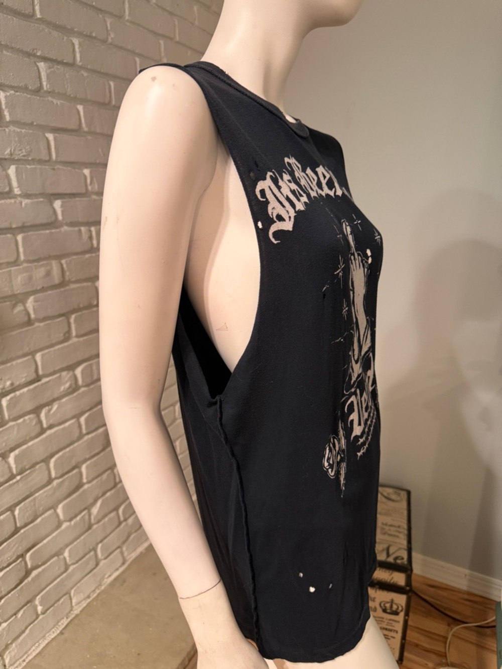 UNIF ITS BEEN REAL WEIRD BLACK OVERSIZED TANK TOP XS BRAND NEW WITHOUT TAGS - Picture 5 of 15